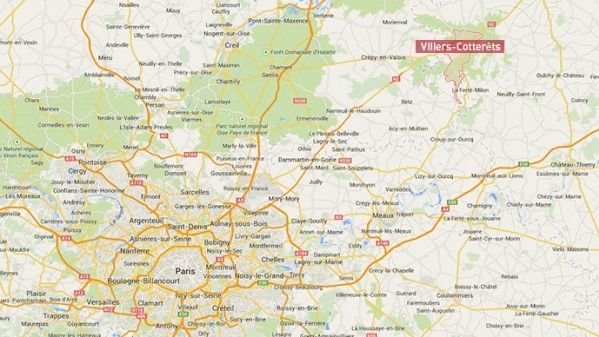 Police flocked to northern France, hunting two suspects 2