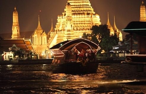 Ideal night out spot in Bangkok 2