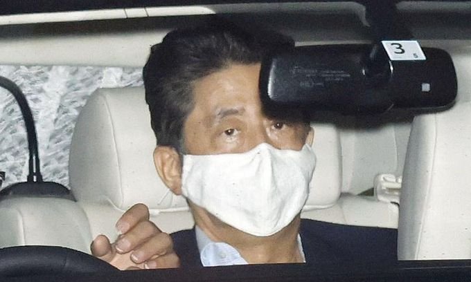 Doubts about the health of the Japanese Prime Minister 4