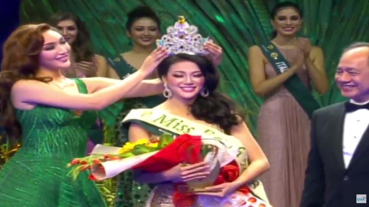 Vietnam was crowned Miss Earth for the first time 1